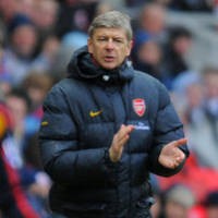 Wenger: Berhematlah, Klub Inggris