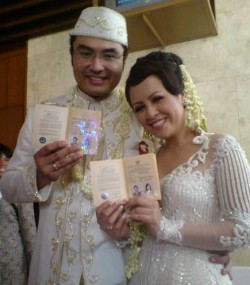 Hamil, Resolusi Cynthia Lamusu di Tahun 2009