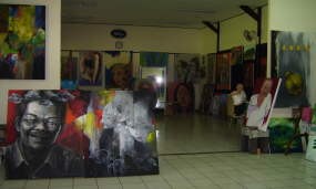 Wisata Seni di Bale Seni Barli  