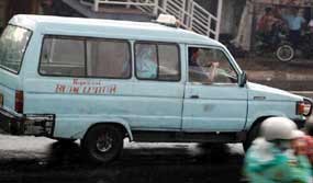 Tarif Angkutan Umum Turun Rp 300 Masih Dirundingkan