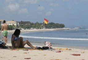 Libur Natal dan Tahun Baru 2009, Wisatawan Bakal Ramaikan Kuta