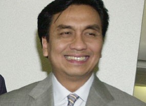 Pasca Liburan Natal, Effendi Simbolon Akan Tanya Hakim MK