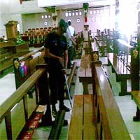 Antisipasi Teror Bom, 6 Gereja di Madiun Disterilkan
