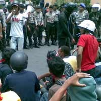 Tolak UU BHP, Mahasiswa Yogya Kembali Turun Ke Jalan
