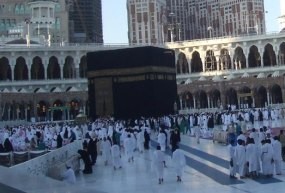 Tiket Diduga Palsu, 28 Jamaah ONH Plus Terlantar di Jeddah