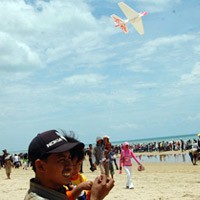 Pantai Lombang Idola Warga Madura Disaat Libur