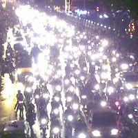 Menjelang Tahun Baru, Jalanan di Surabaya Macet