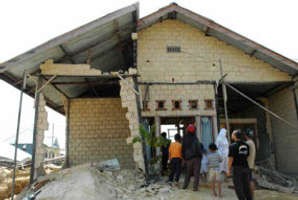 14 Ribu Orang Masih Mengungsi