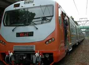 Tiket Elektronik KRL Jabodetabek Molor Hingga 2010