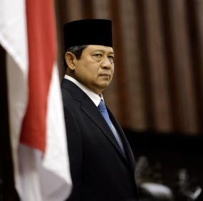SBY Berikan 19 Upakarti untuk Pengembang UKM