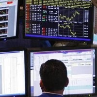 Wall Street Menguat Terbatas