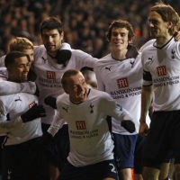 Spurs Lumat Burnley 4-1