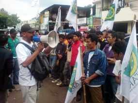 Hakim Tolak Gugatan Kubu Gus Dur