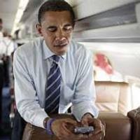 Obama Siap Berjuang Demi Blackberry