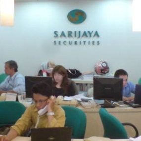 Bapepam Periksa Direksi Hingga Pegawai Sarijaya