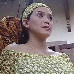 Rieke Dyah Pitaloka Senang Dipukul-pukul Calon Bayi