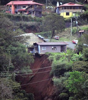 35 Orang Tewas, 64 Dilaporkan Hilang