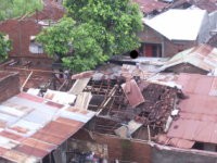 25 Rumah di Mataram Rusak Dihantam Puting Beliung