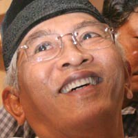 Gus Mus: Politisi Bawa NU Itu Budeg!