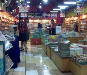 Yuk, Berburu di Bursa Buku Murah