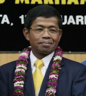 Masa Depan Indonesia Suram Akibat Demokrasi Setengah Hati
