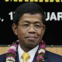 Masa Depan Indonesia Suram Akibat Demokrasi Setengah Hati