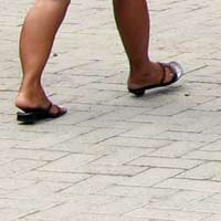 2009, Seluruh Jalan Kampung di Surabaya Akan Dipaving