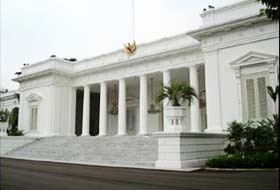 Wujud Kecemasan Publik Jelang Pemilu yang Menjadi Monster