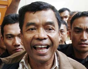 Mahendra: Jaksa Serakah, Sudah Dibela Malah Pukul Hakim