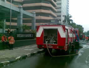 Api di Wisma Bakrie II Telah Padam 
