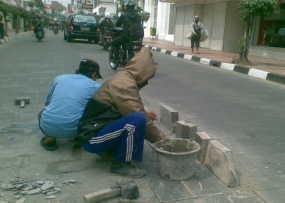 Bergoyang, Jalan Braga Kembali Diperbaiki