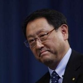 Akio Toyoda Pimpin Toyota di Masa Krisis