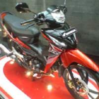 Honda dan Yamaha Saling Kejar 