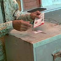 Quick Count LSM: Suara Soekarwo di Bangkalan Tinggalkan Khofifah