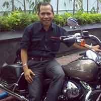 ABS Pangkas Bujet Iklan Demi Blusukan Kampung