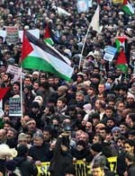 Usai Baca Surat untuk SBY, Ribuan Pendemo Bubar