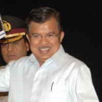 Jusuf Kalla Lepas Pengiriman Armada 23