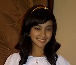 Rachel Amanda Hobi Ngamuk Sendiri