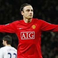 Tundukkan Spurs, MU Melaju