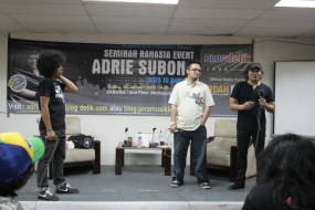 Adrie Subono Kebanjiran Peserta di Bandung