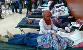Ratusan Warga Jakarta Donor Darah untuk Palestina