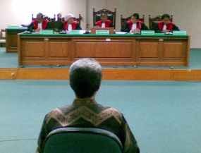 KPK Tak Banding Atas Vonis Sarjan Tahir 