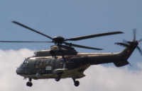 Kaca Heli Hancur Berkeping-keping