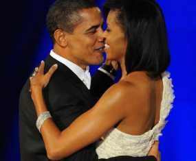 Istri Obama Digosipkan Hamil