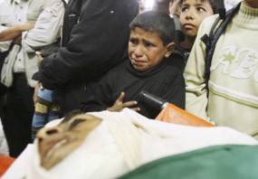 Warga Gaza Sambut Hangat Tim Kemanusiaan dari Indonesia