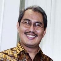 Keranjingan Diskusi di Facebook Sampai Buka 2 Account