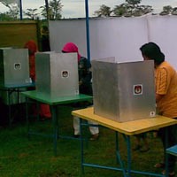50 Ribu Botol Tinta Pemilu Didahulukan Dikirim ke Papua