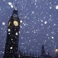 Salju Lumpuhkan London