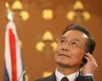 Giliran PM China Dilempar Pakai Sepatu