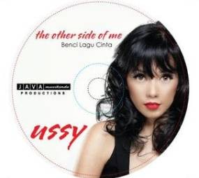 Ussy Sulistiawaty Berburu Model Video Klip